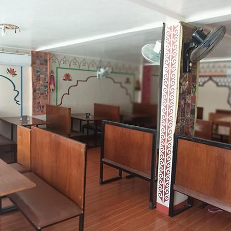 Hotel Ashoka 爱妮岛 外观 照片